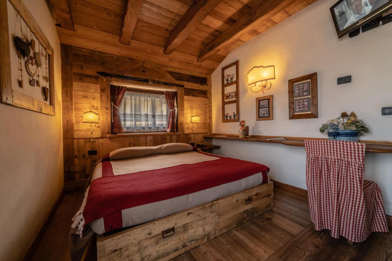 Hotel Della Nouva ピーラ エクステリア 写真