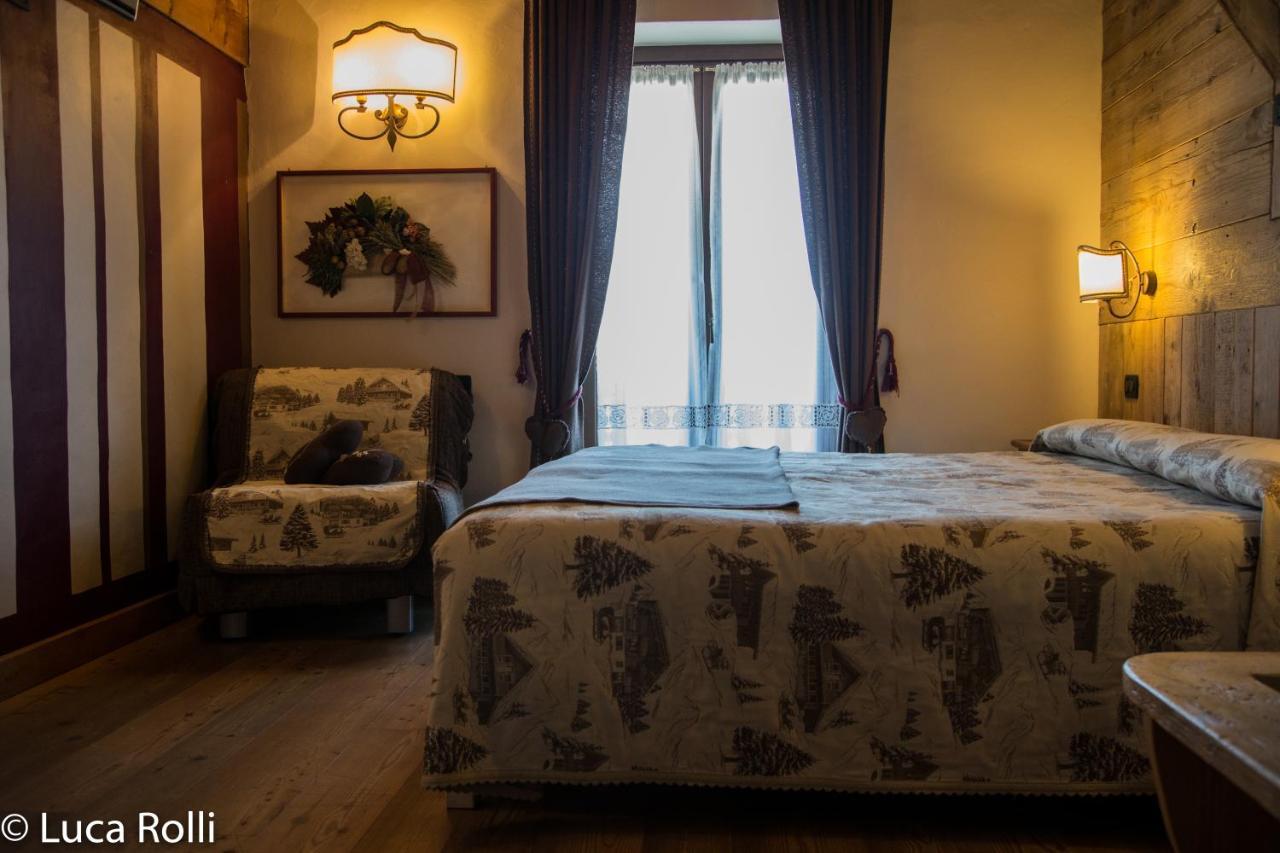 Hotel Della Nouva ピーラ エクステリア 写真